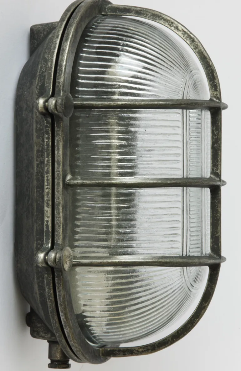 Ovale Messingwandleuchte mit Holophanglas