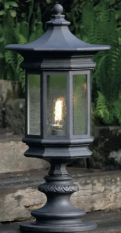 Pagodendach-Sockelleuchte AL 6870, 6872
