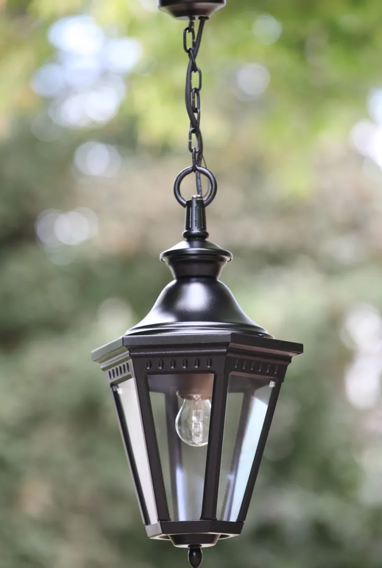 Pendelleuchte Victoria aus Aluminium oder Messing