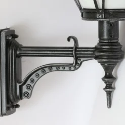 Rundmantel-Wandleuchte aus Schmiedeeisen WL 3464