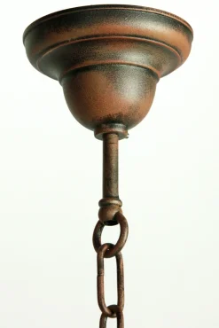 Schlichte Schirmlampe für Außen mit Kette