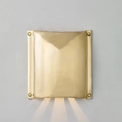 Sehr flache Yachtleuchte aus Alu- oder Bronzeguss 2464