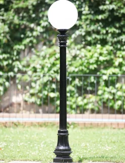 Standleuchte mit Kugelaufsatz SOT P1K.02