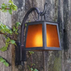 Stimmungsvolle Wandleuchte fĂźr auĂen mit farbigem Glas WL 3705