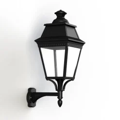 Traditionelle Wandleuchte Avenue 3 mit LED