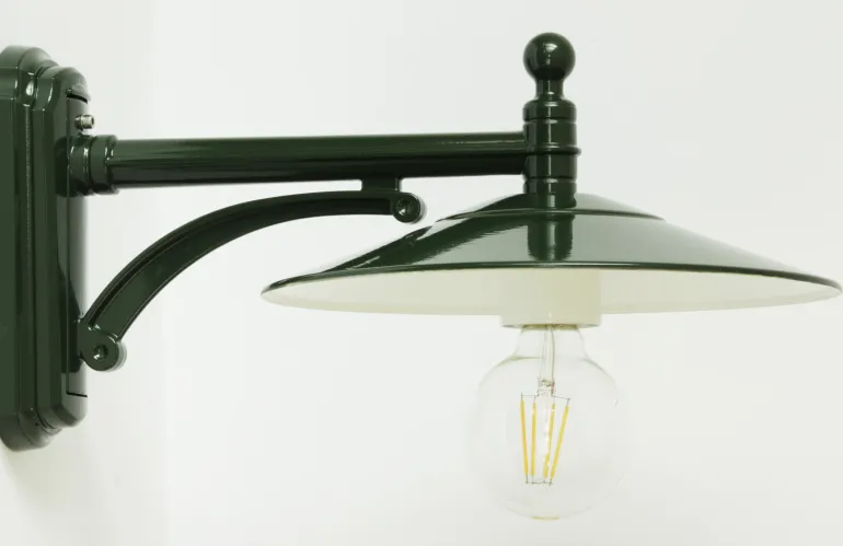 Wandlampe für außen ohne Glas mit Armstütze