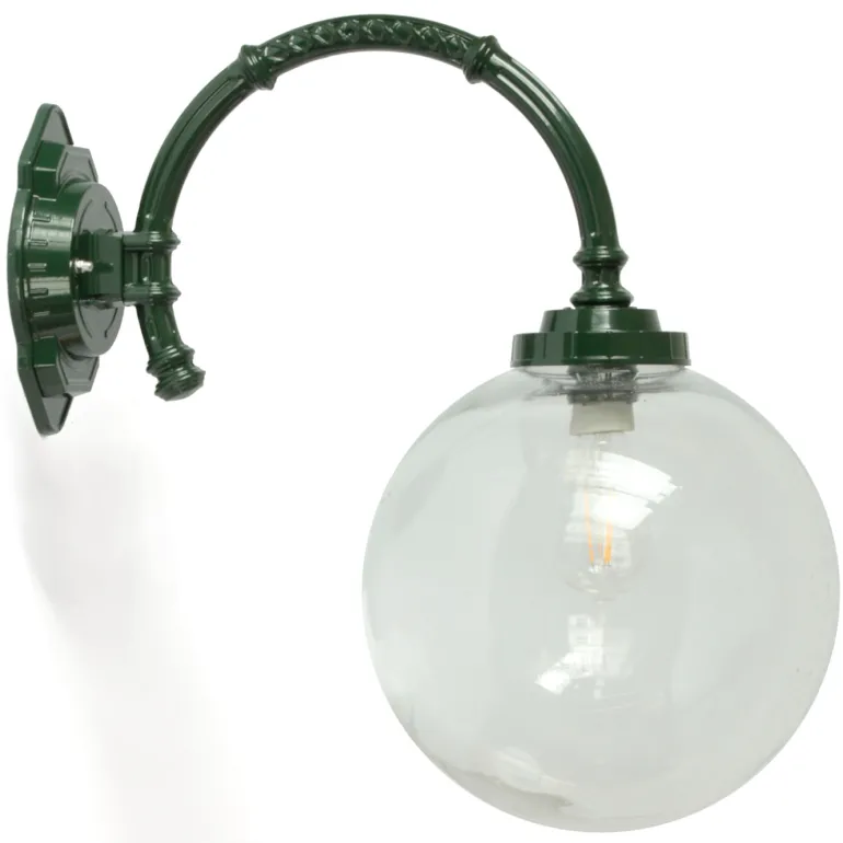 Wandleuchte für außen mit Glaskugel