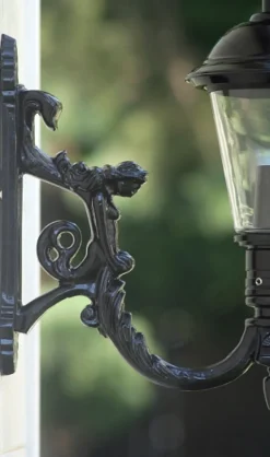 Wandleuchte mit Glasmantellaterne Prag M-M 40CU
