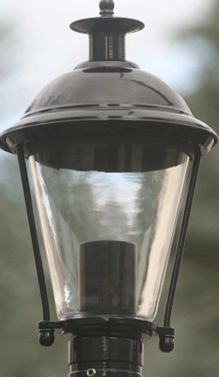 Wandleuchte mit Glasmantellaterne Prag M-M 40CU